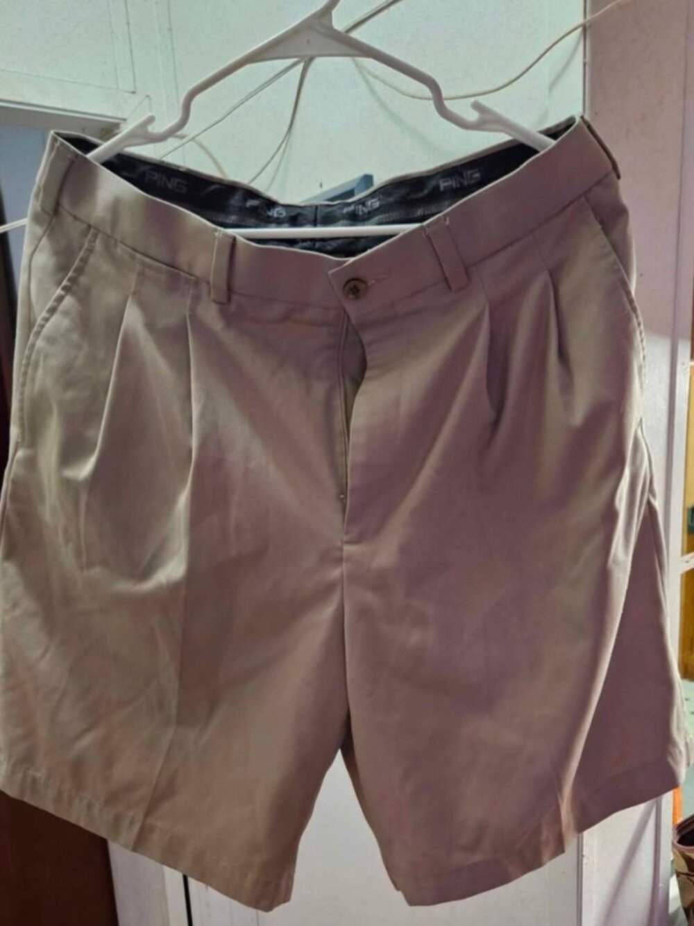 Ping Khaki Shorts Men's Size 34 Waist